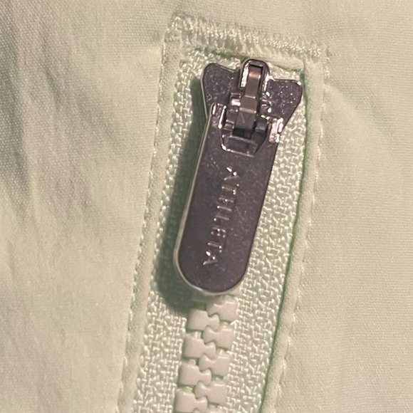 ATHLETA Cascade High Rise Poplin Cargo Pants Mint Tint S - Picture 10 of 11